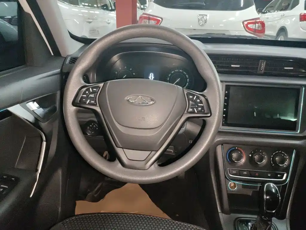 Chery Tiggo 3 — миниатюра 11