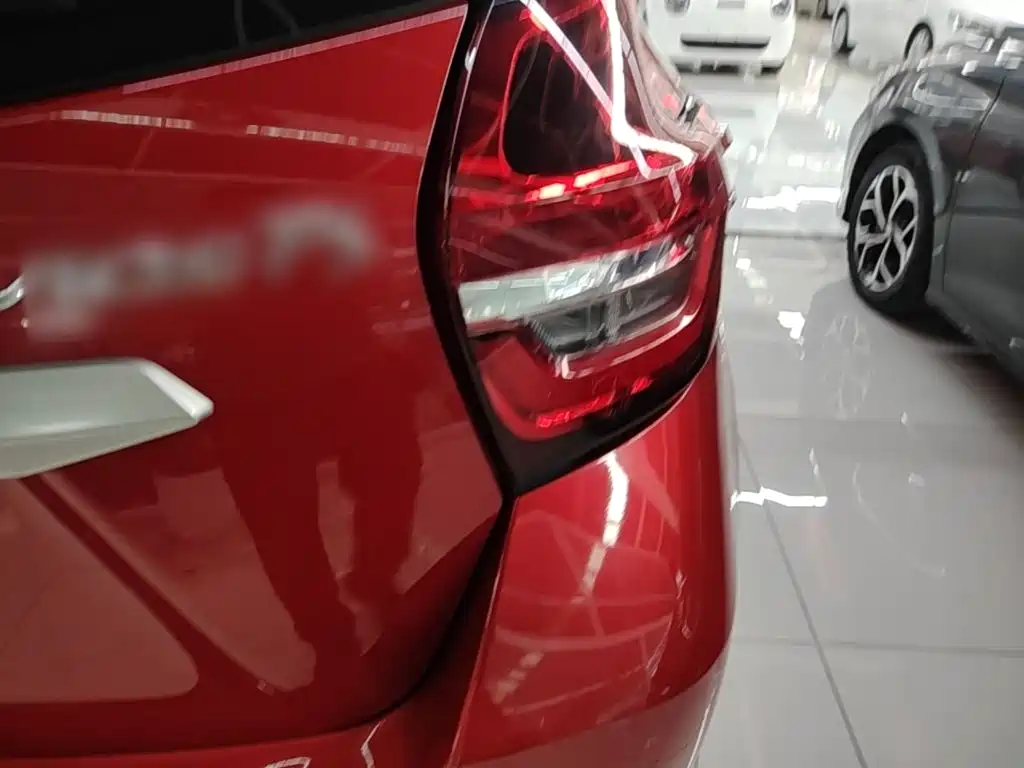 Toyota Vios FS — миниатюра 8