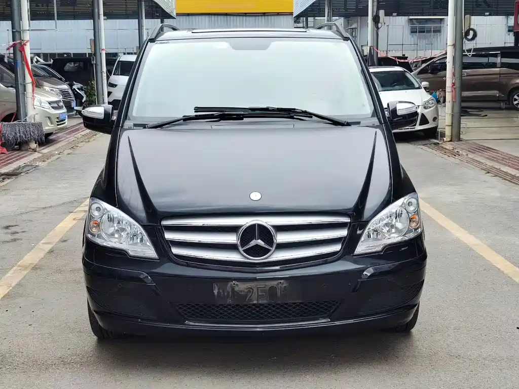 Mercedes-Benz Viano