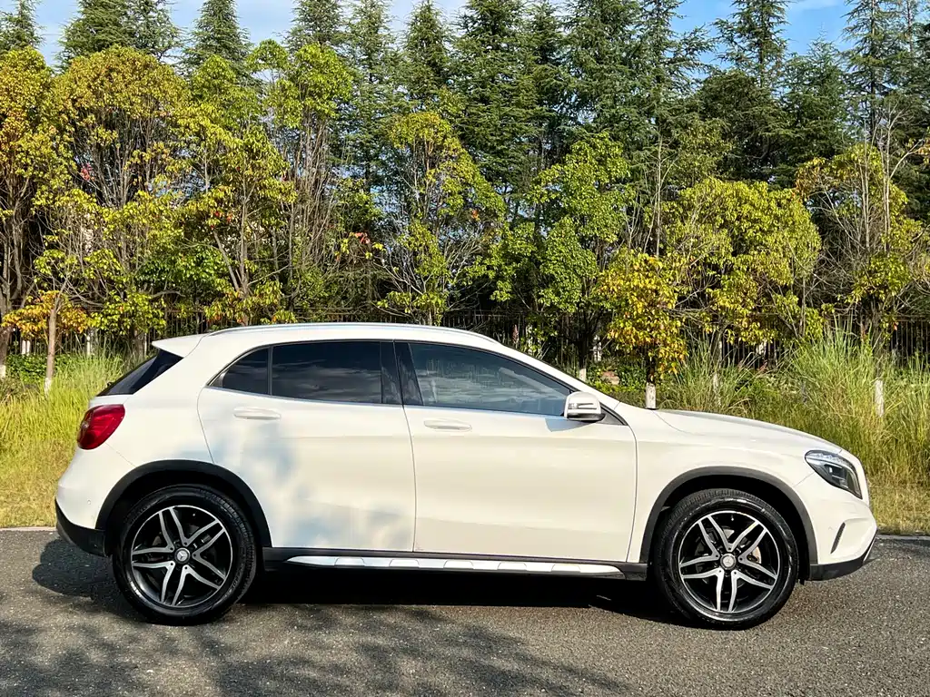 Mercedes-Benz GLA — миниатюра 5