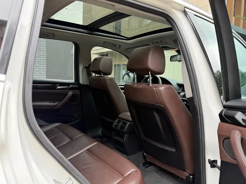 BMW X3 (Import) — миниатюра 11