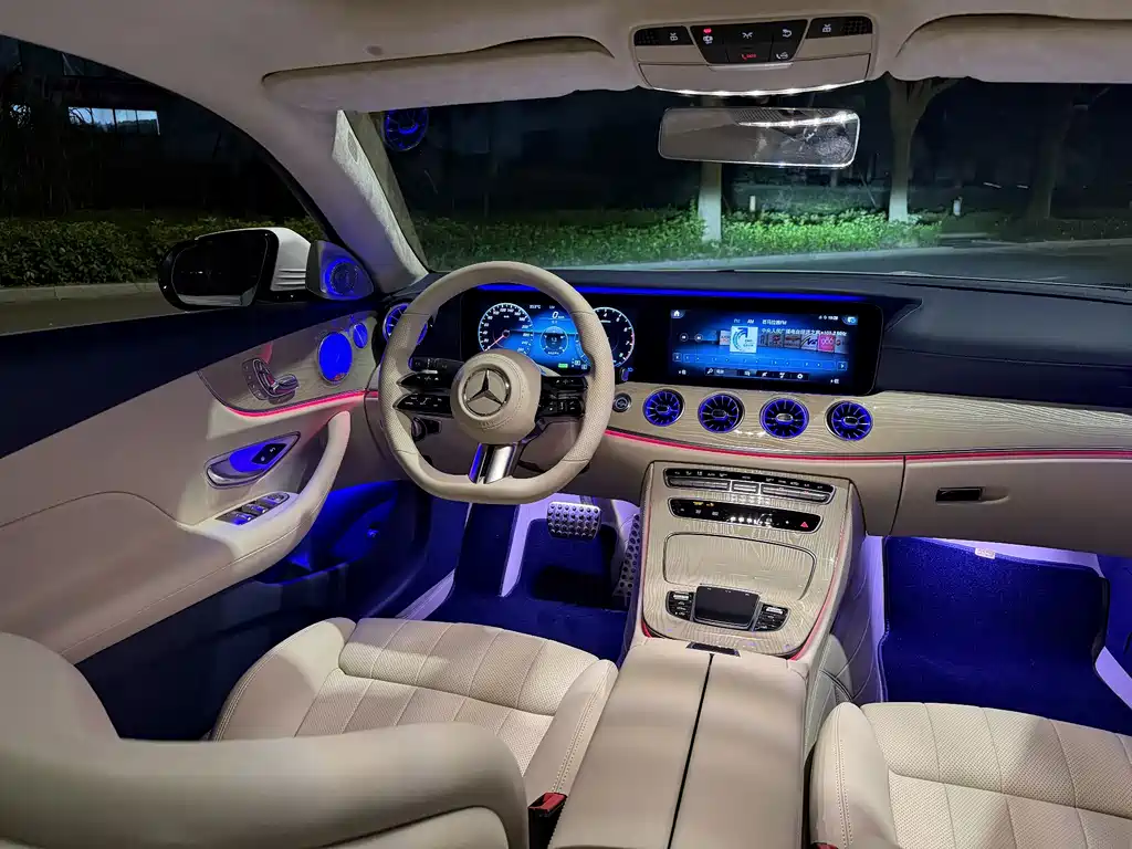 Mercedes-Benz E-Class (Import) — миниатюра 11