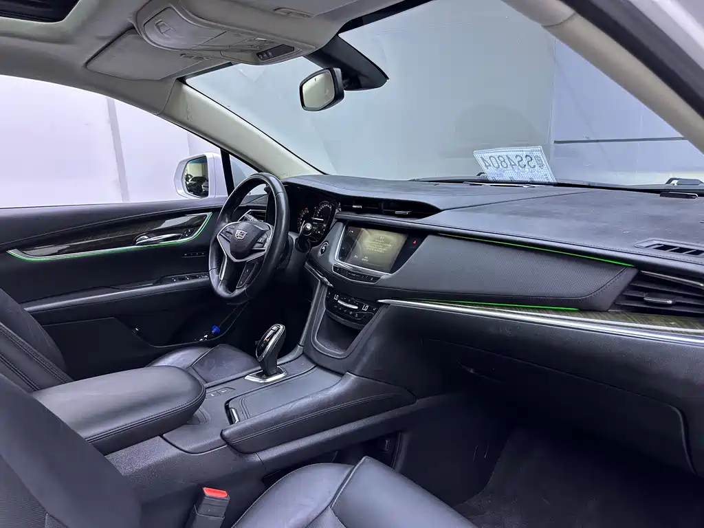 Cadillac XT5 — миниатюра 11