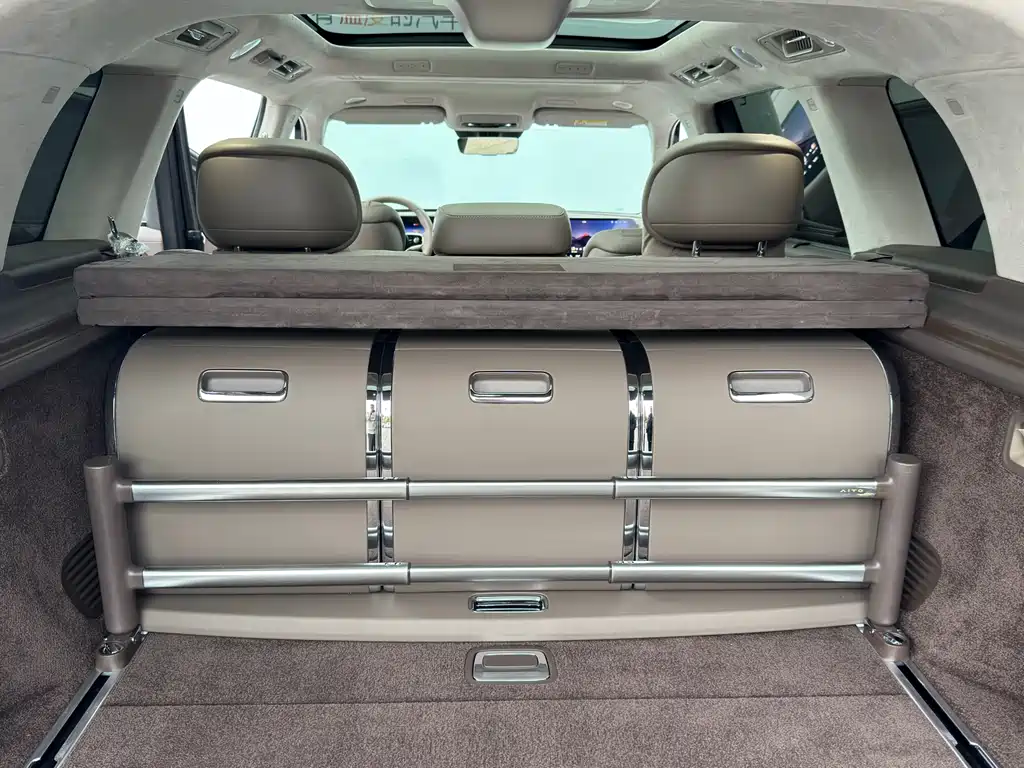 AITO ASK THE WORLD M9