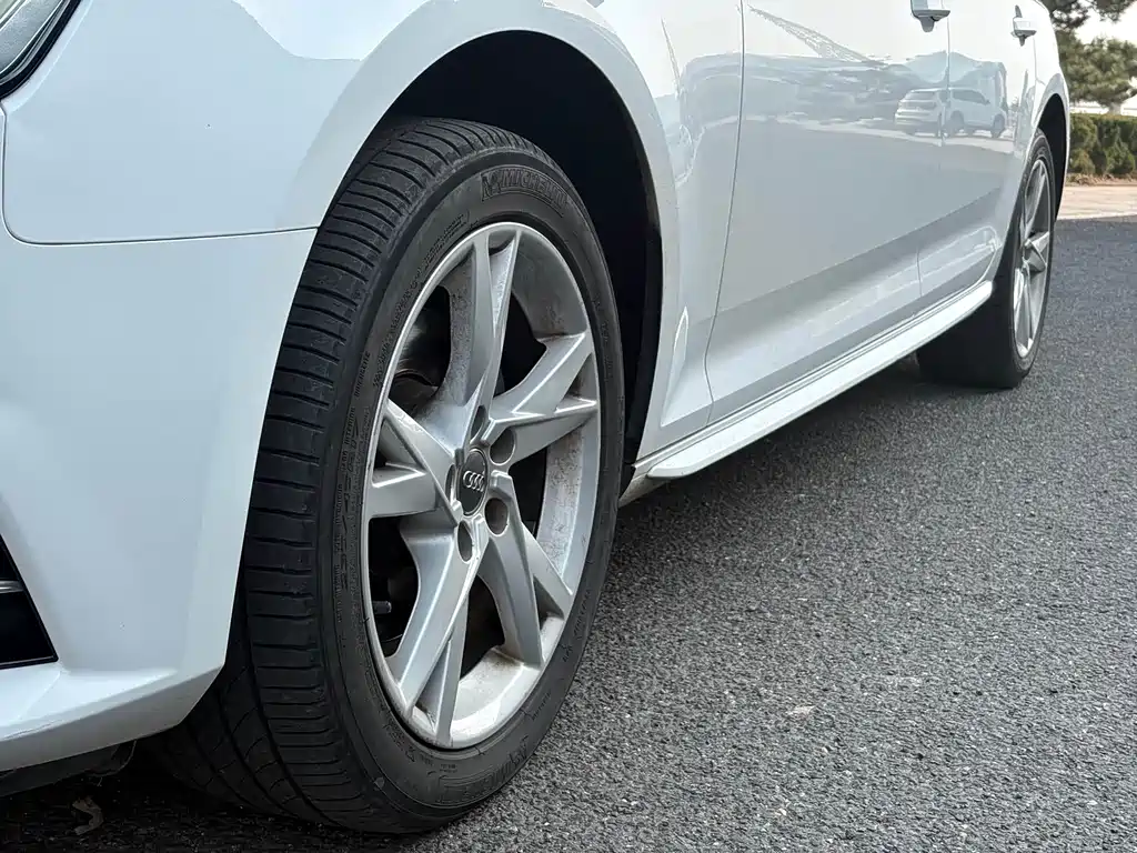 Audi A4L — миниатюра 19
