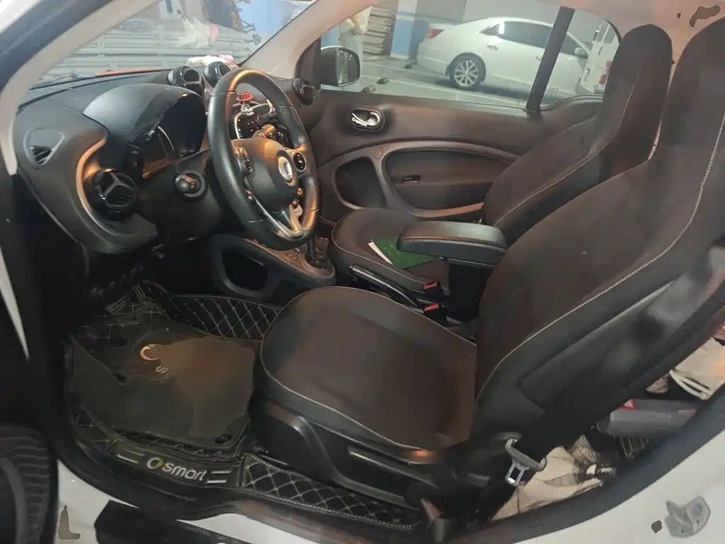 smart Smart Fortwo — миниатюра 16