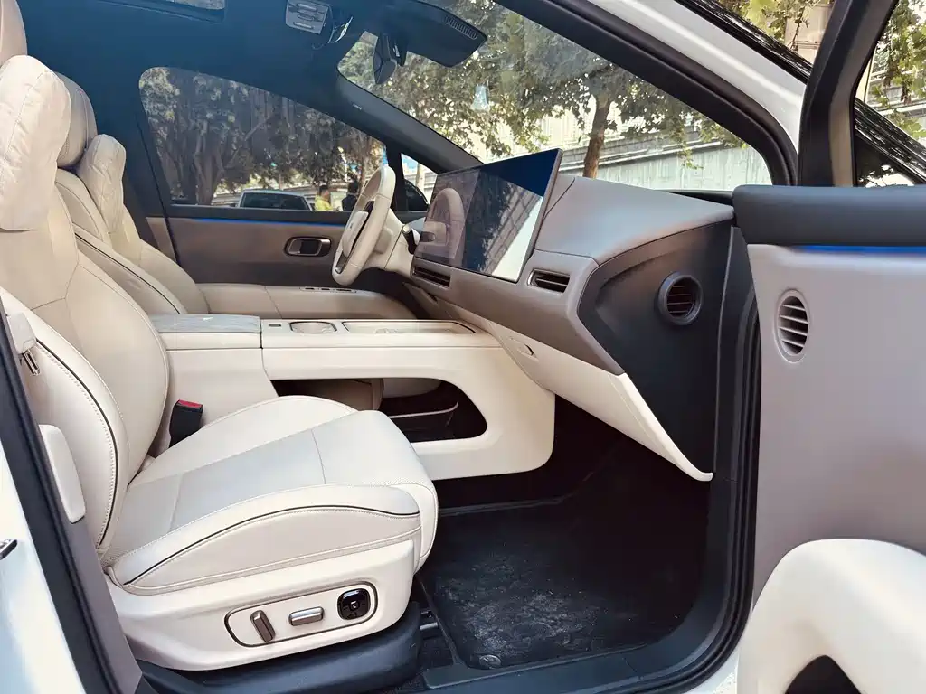 Li Auto Li i6 — миниатюра 7