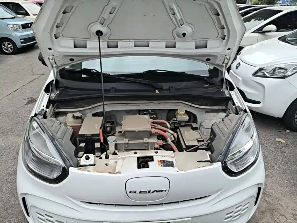Roewe Clever — миниатюра 20