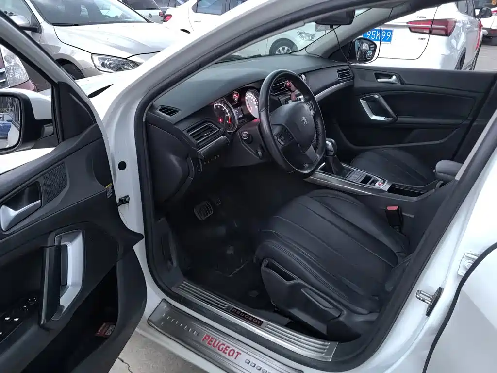 Peugeot 408 — миниатюра 8