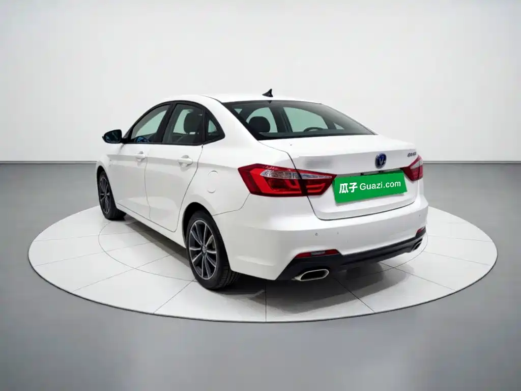 Changan Eado DT — миниатюра 4