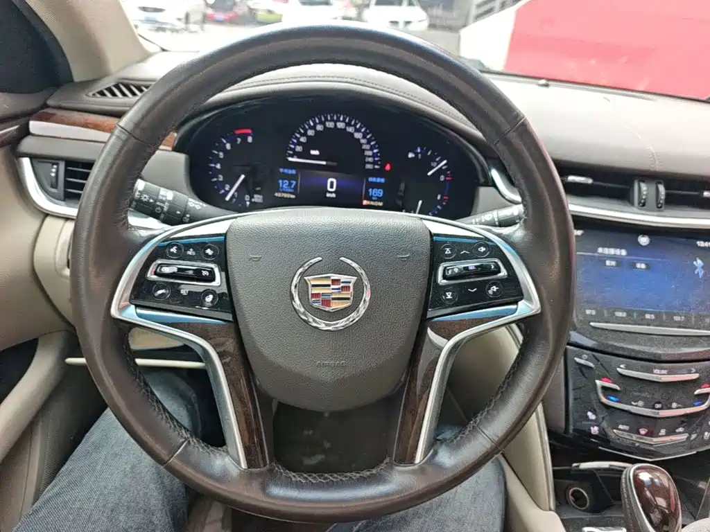 Cadillac XTS — миниатюра 11