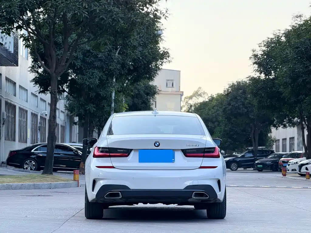 BMW 3 Series — миниатюра 5