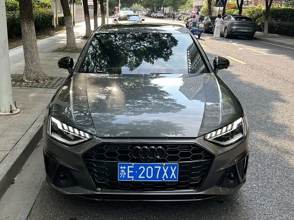 Audi A4L 2025 200 Enjoy 40 TFSI Luxury