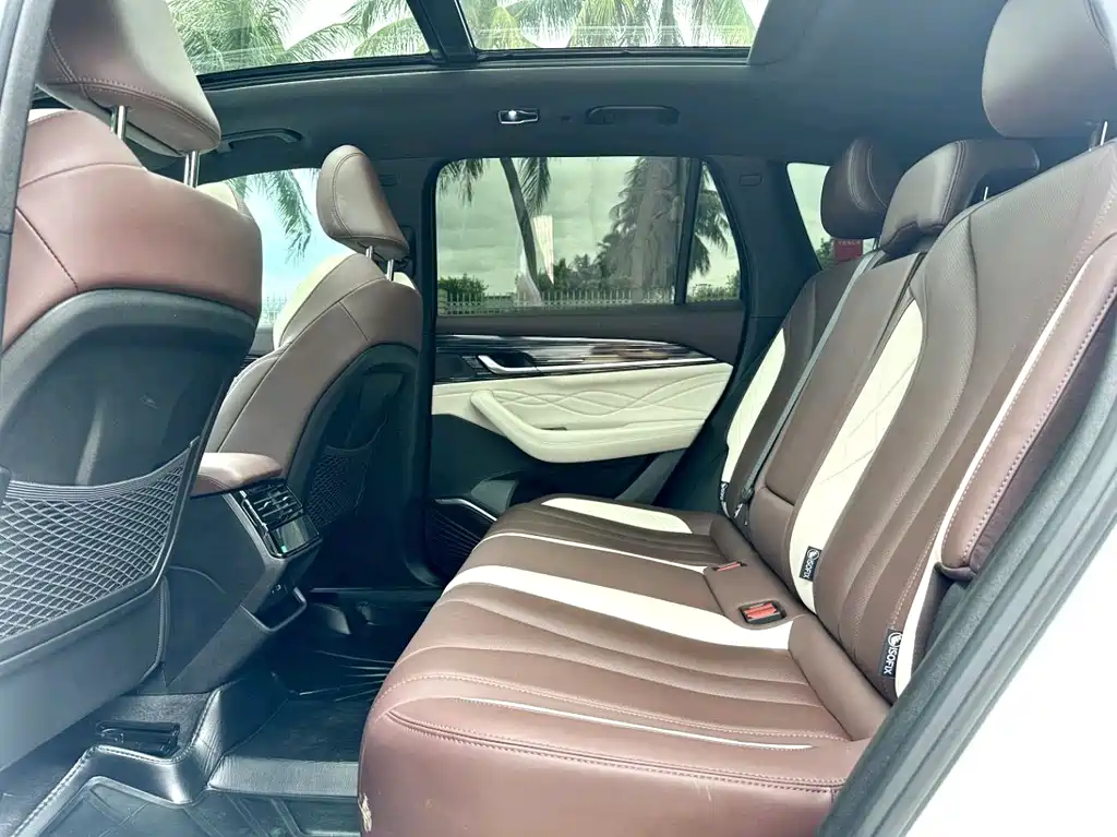 Geely Xingyue L — миниатюра 7