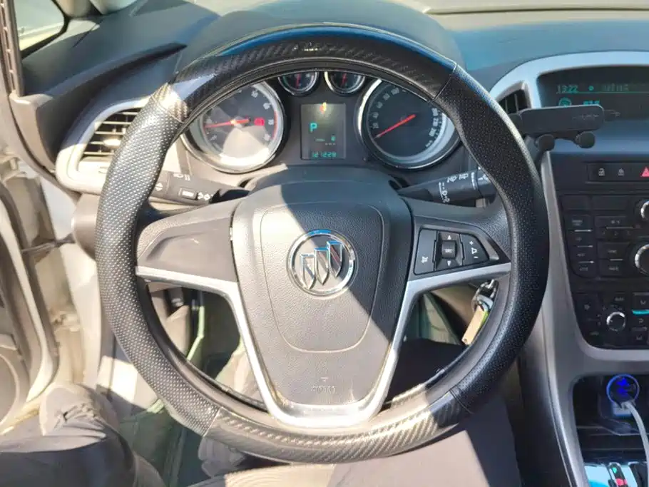 Buick Excelle — миниатюра 15