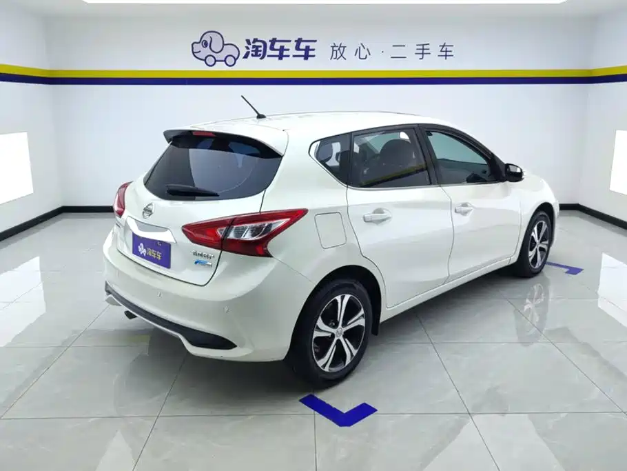 Nissan Tiida — миниатюра 3
