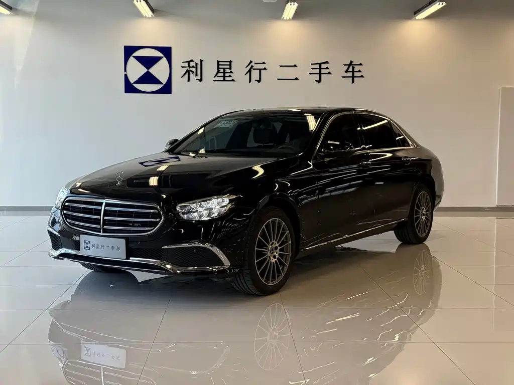 Mercedes-Benz E-Class 2022