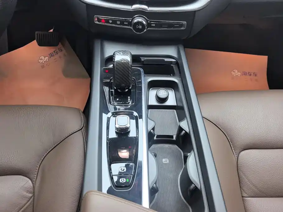 Volvo XC60 — миниатюра 16