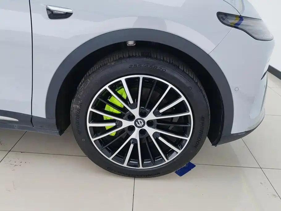 Leapmotor Leapmotor C11 — миниатюра 6