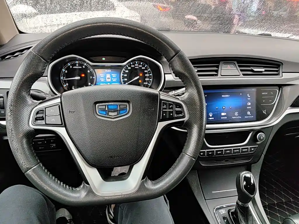 Geely Emgrand — миниатюра 10