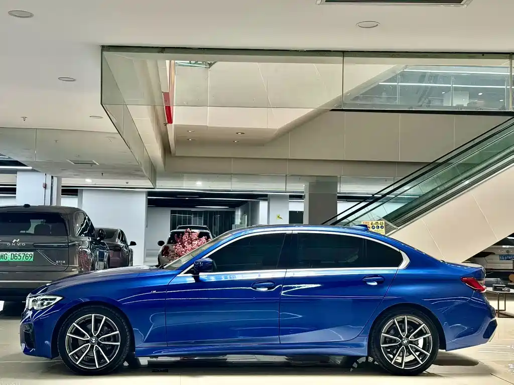 BMW 3 Series — миниатюра 4