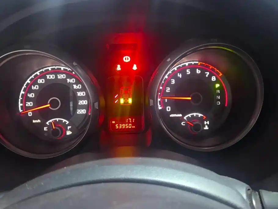 Mitsubishi Pajero (Import) — миниатюра 14