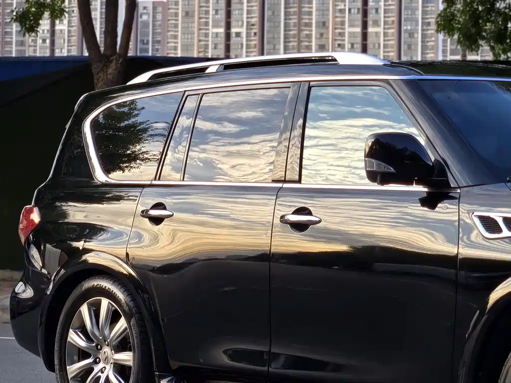 Infiniti QX — миниатюра 8