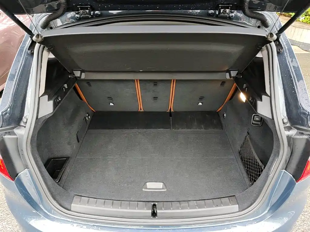 BMW 2 Series Active Tourer (Import) — миниатюра 19