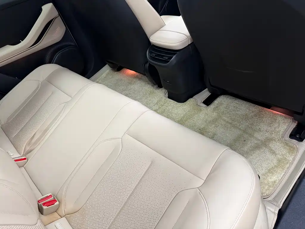 NIO ET5T — миниатюра 4