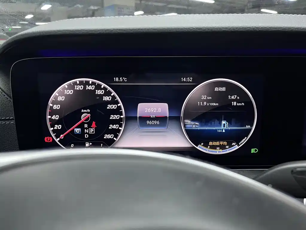 Mercedes-Benz E-Class E 2018 E 200 L Sport 4MATIC