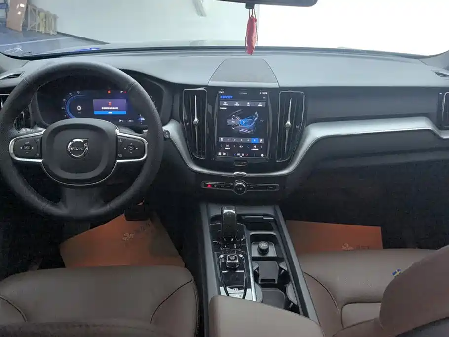 Volvo XC60 — миниатюра 12