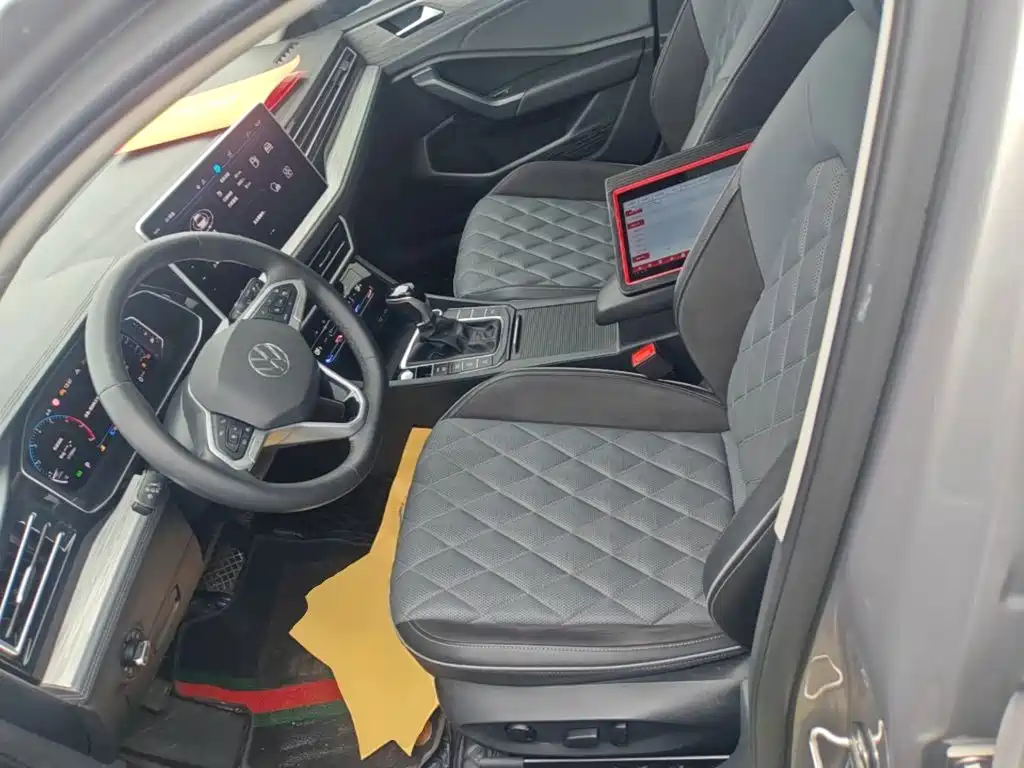Volkswagen Sagitar — миниатюра 15