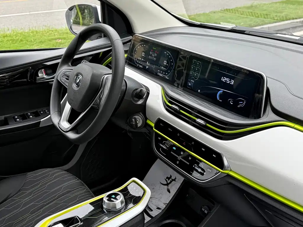 Changan Benben E-Star — миниатюра 10