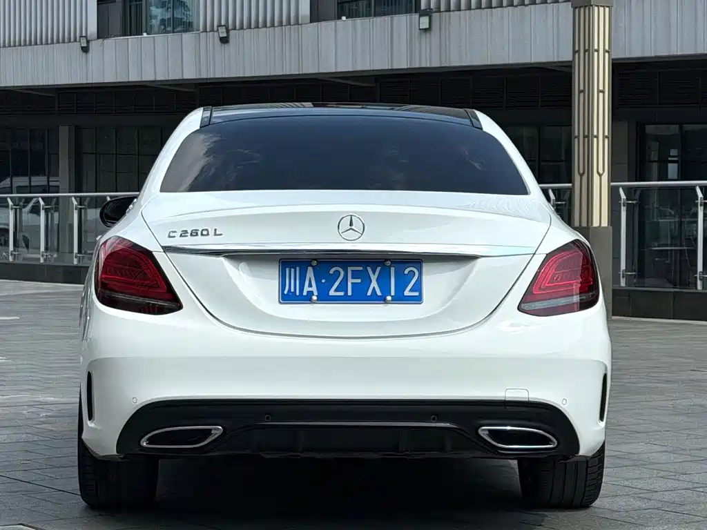 Mercedes-Benz C-Class — миниатюра 9