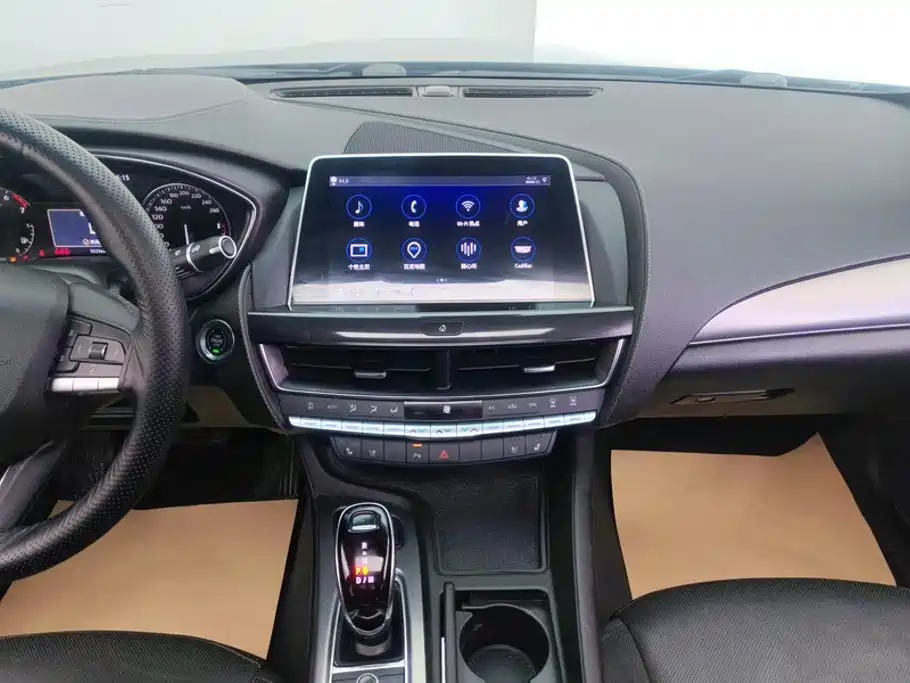 Cadillac CT5 — миниатюра 13