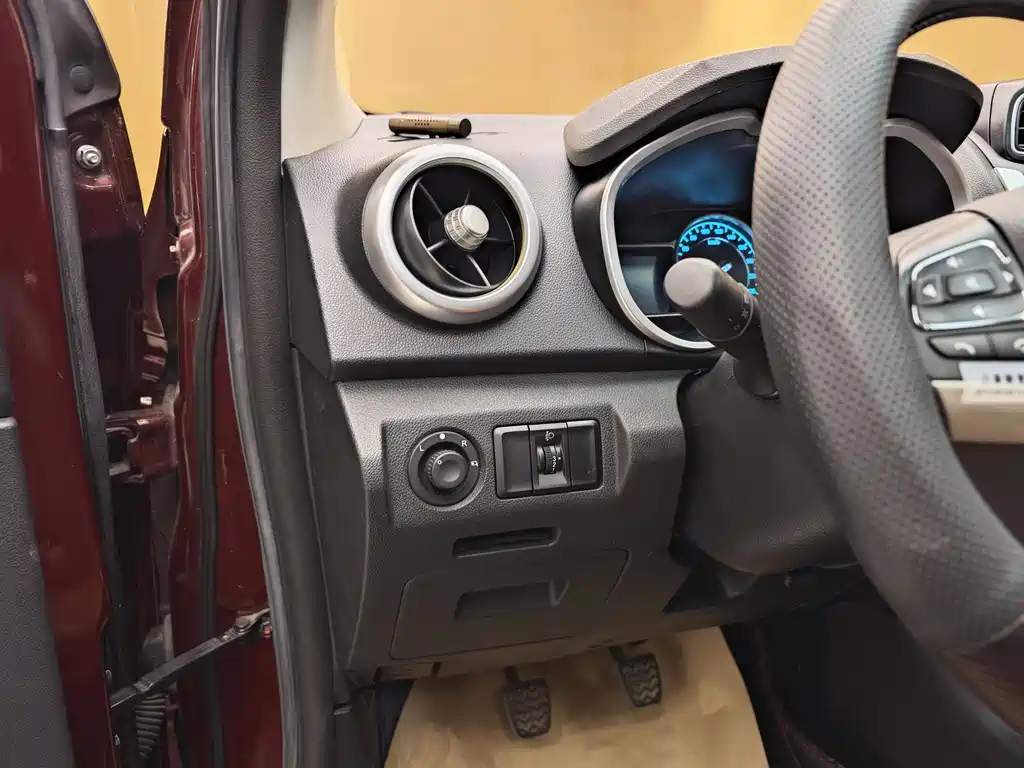 SWM SWAY MOTORS SWM X3