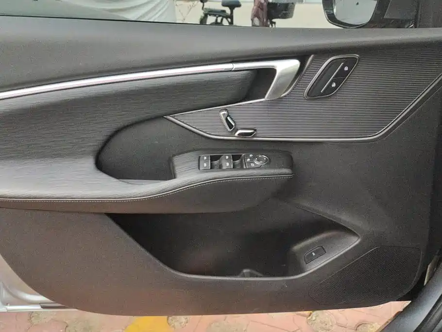 Buick LaCrosse — миниатюра 7