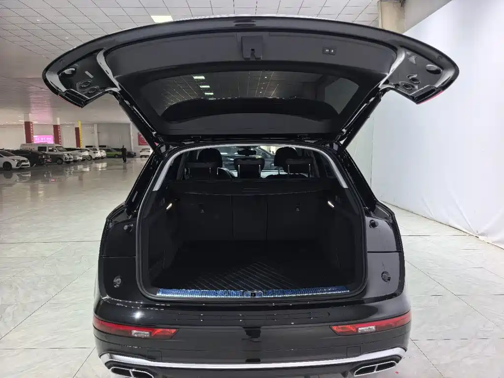 Audi Q5L — миниатюра 7