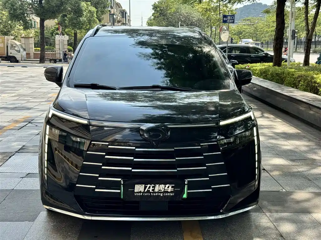 GAC Motor Trumpchi E8 PHEV — миниатюра 2