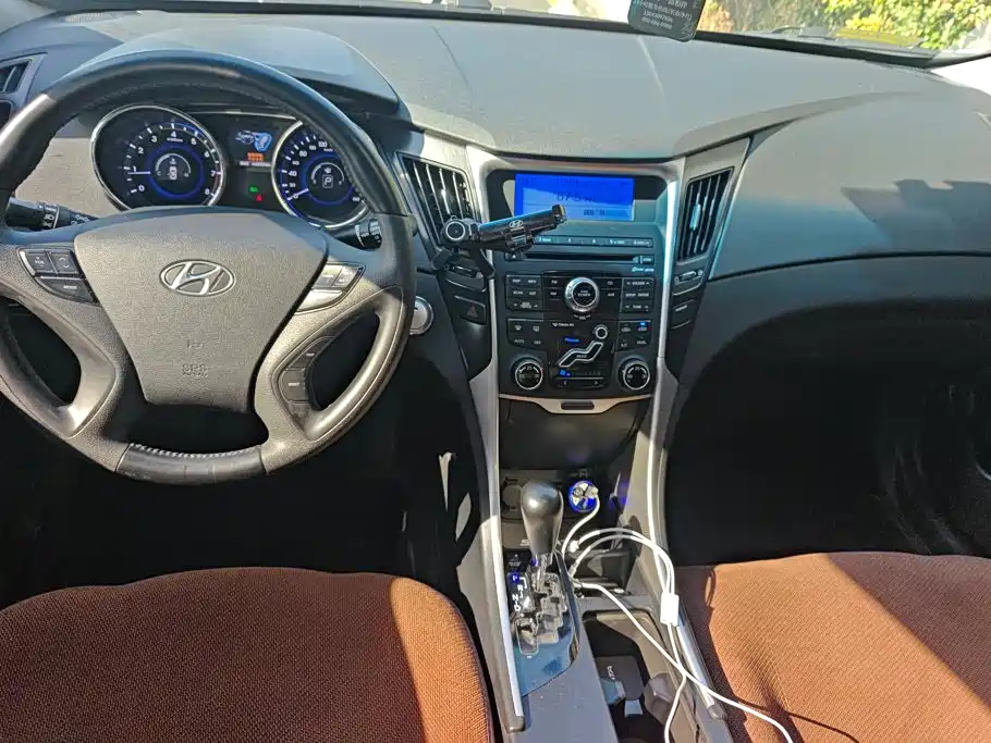 Hyundai Sonata — миниатюра 12