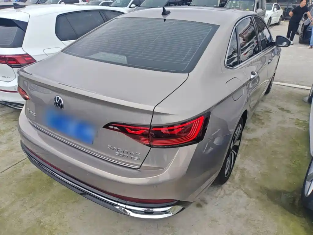 Volkswagen Sagitar — миниатюра 7