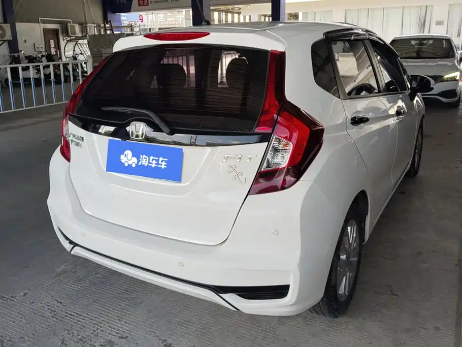 Honda Fit — миниатюра 3