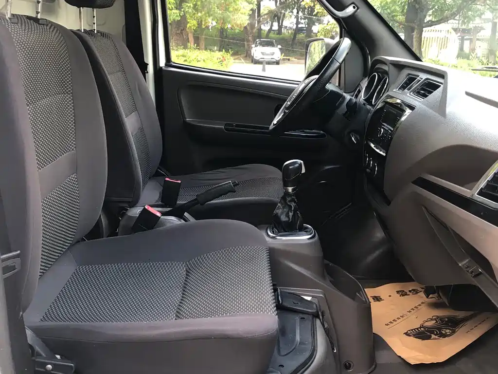 DONGFENG YUFENG EM26