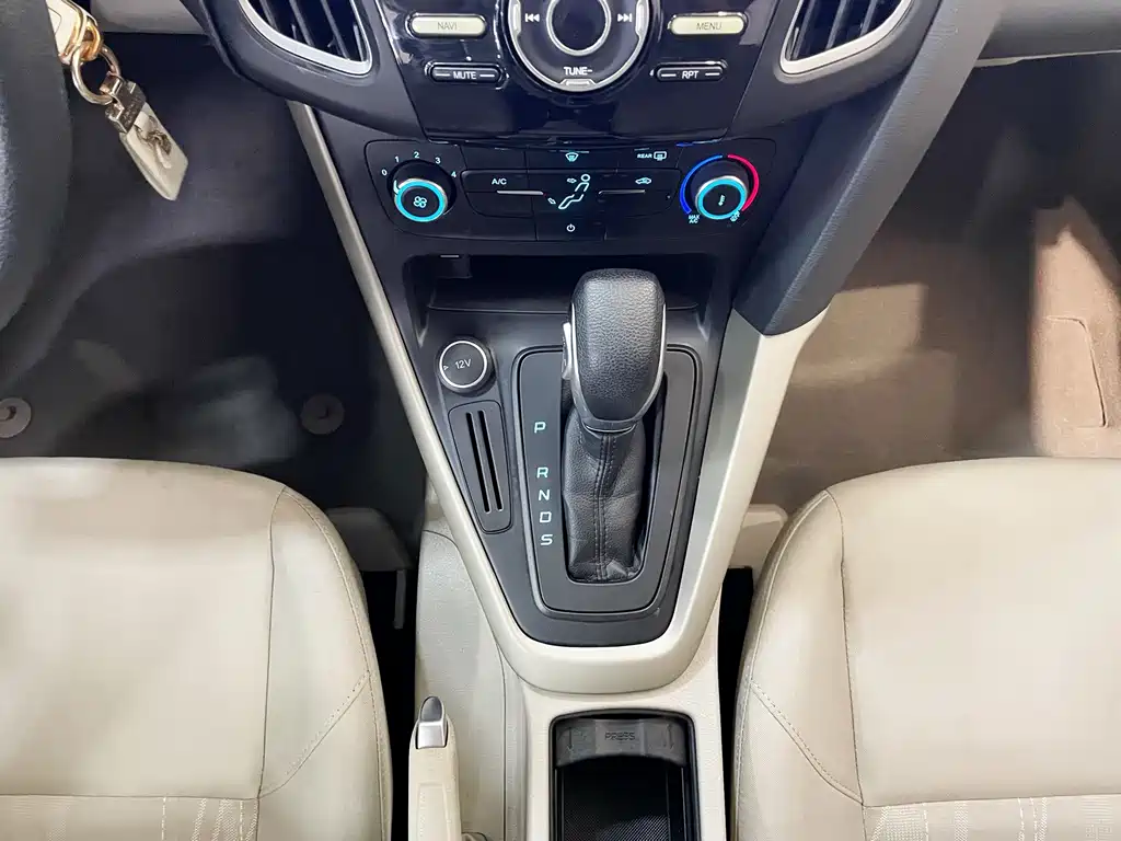 Ford Focus — миниатюра 20