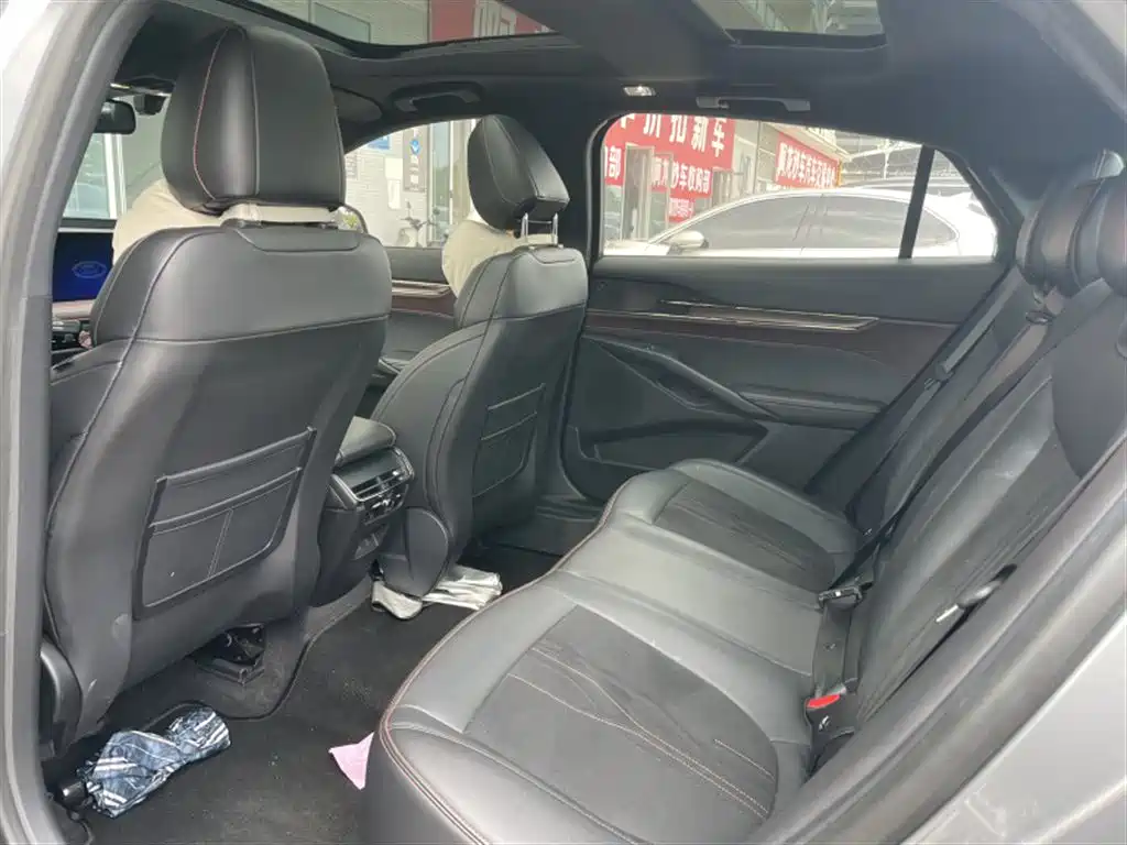 Ford Mondeo — миниатюра 4
