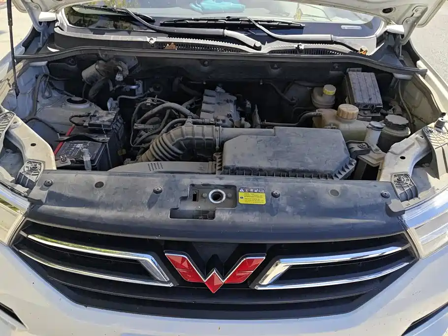 Wuling Hongguang — миниатюра 10