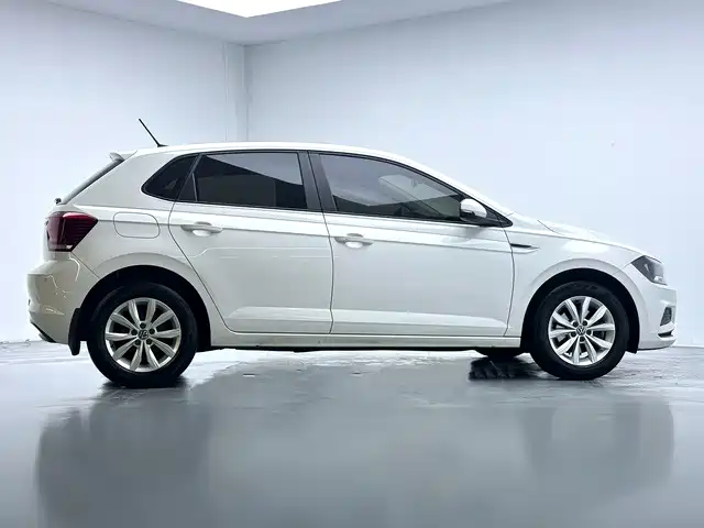 Volkswagen Polo — миниатюра 7