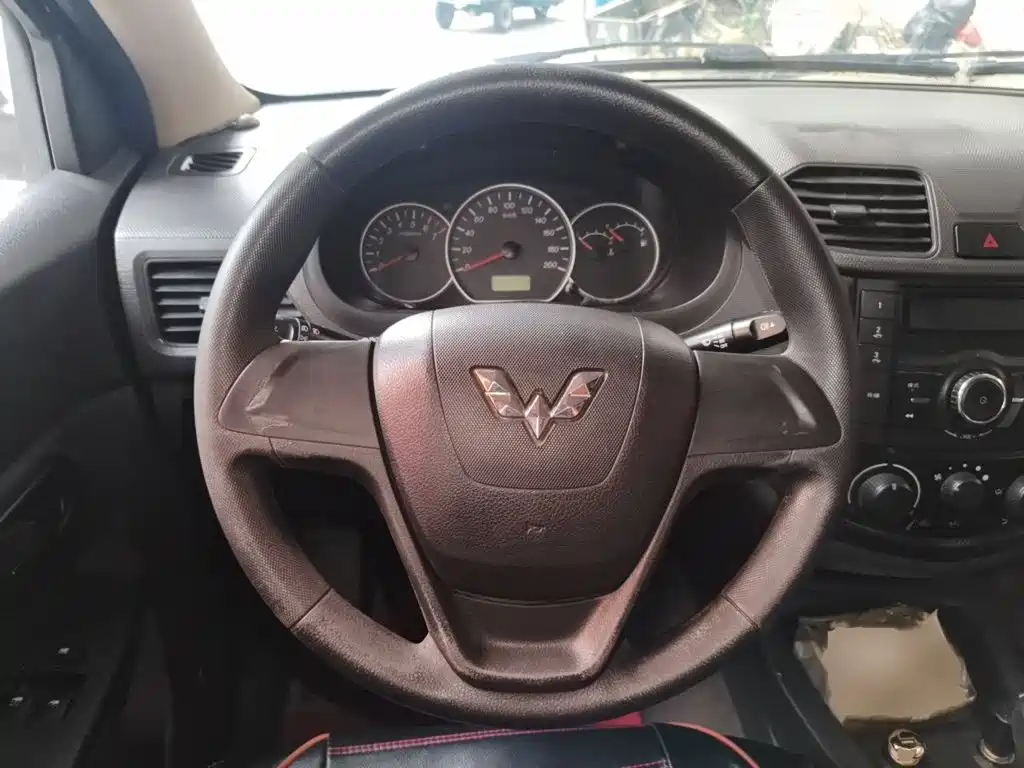 Wuling Hongguang — миниатюра 3