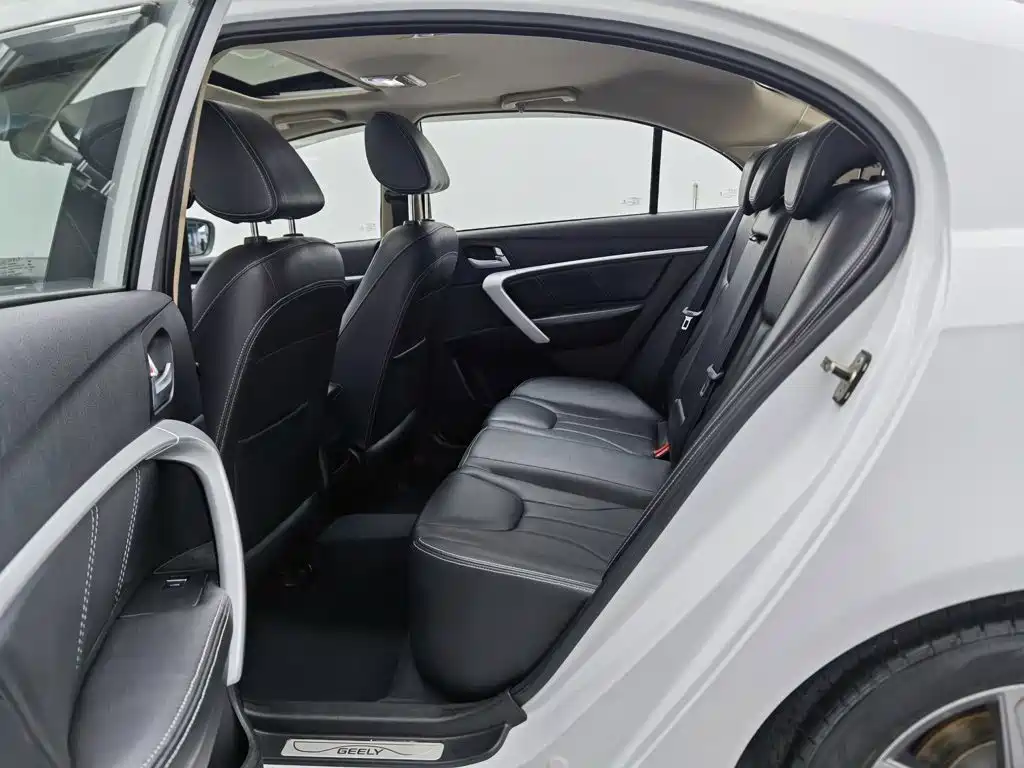 Geely Emgrand — миниатюра 15