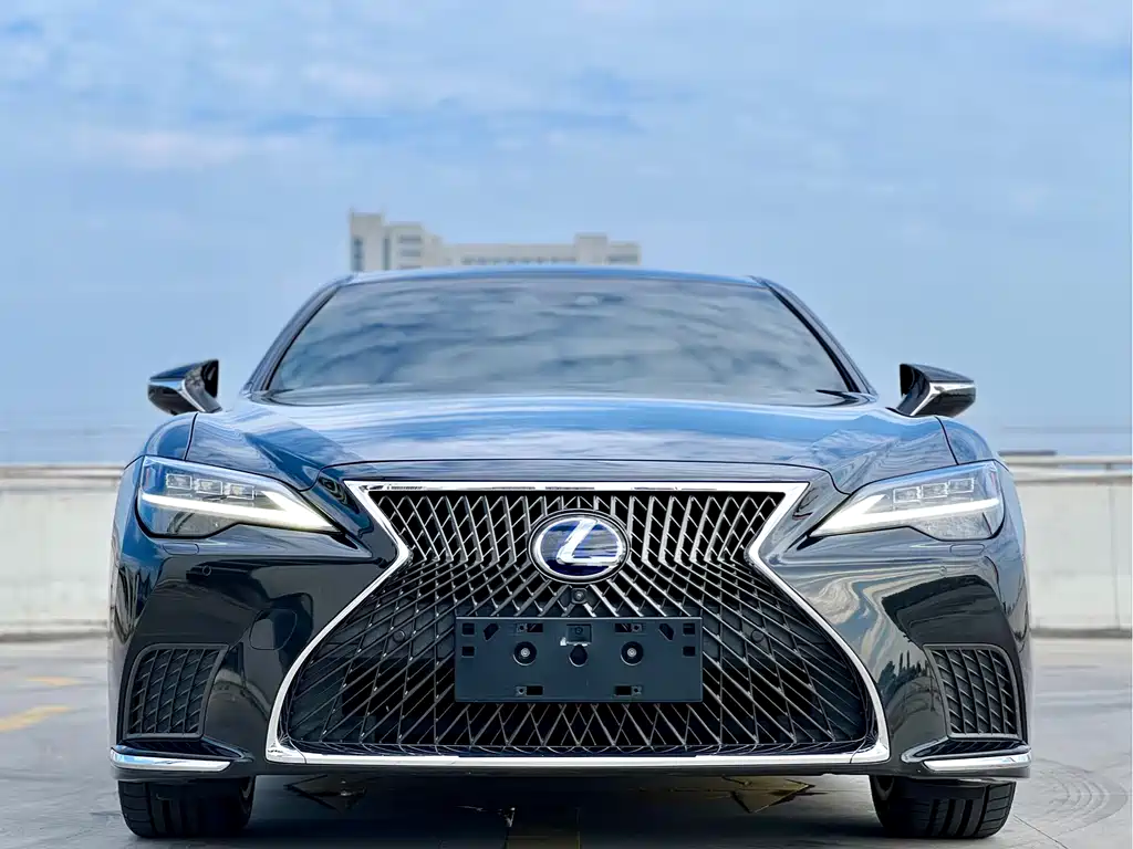 Lexus LS 2021 500h Executive
